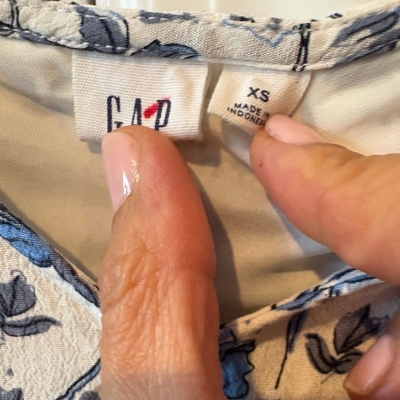 Gap Floral Handkerchief Blue Floral Dress - Picture 4 of 8